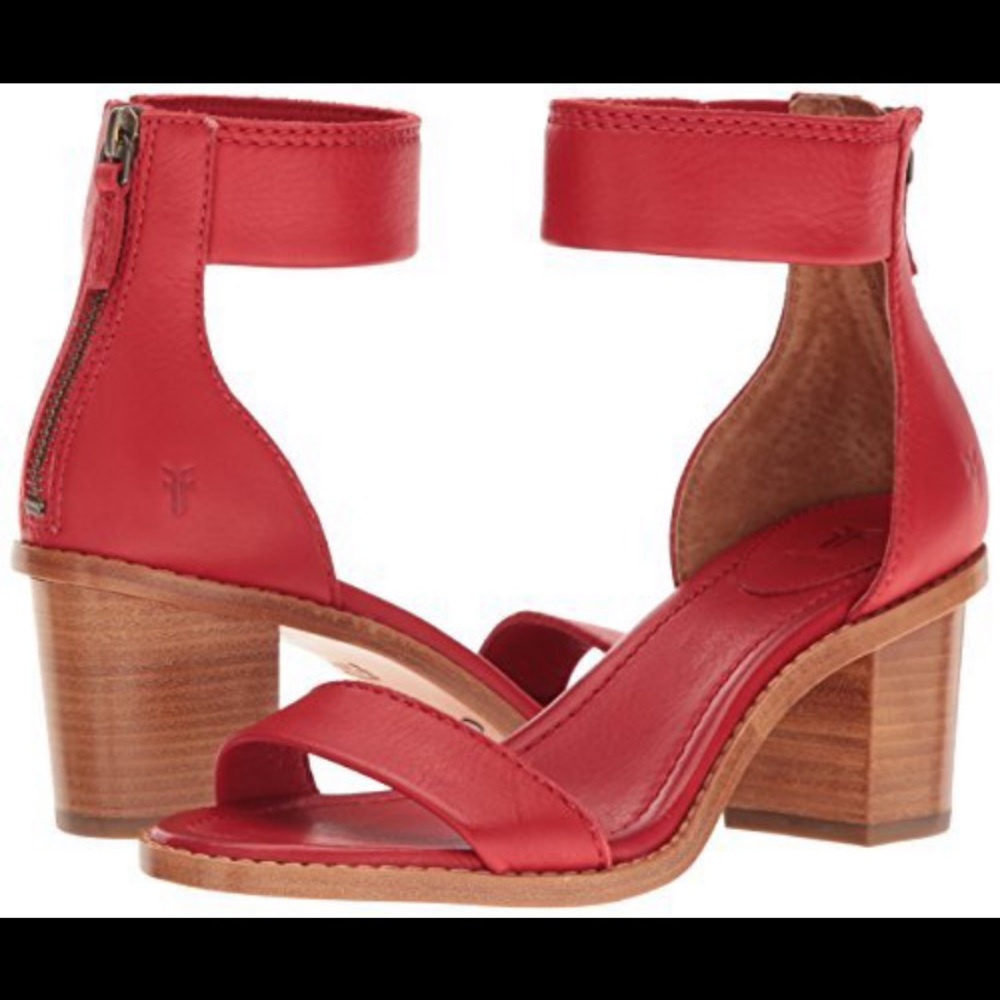 FRYE Brielle back-zip sandal in size 11